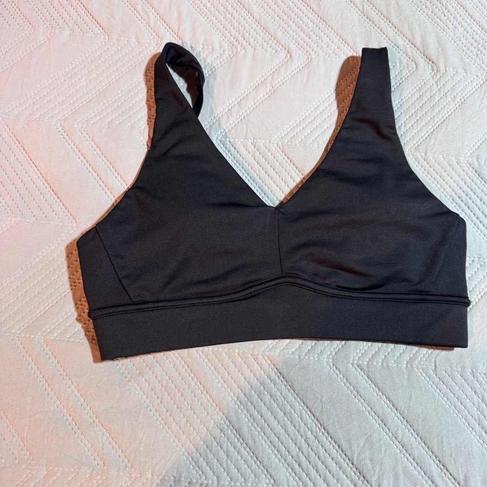 Fabletics ‎ sports bra women's size medium excellent condition